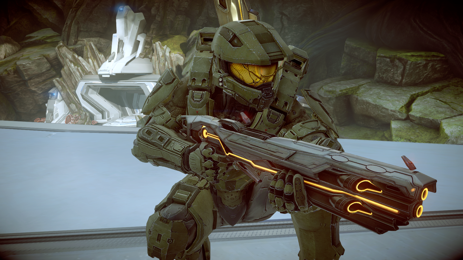 John-117 holding a Z-180 Scattershot.