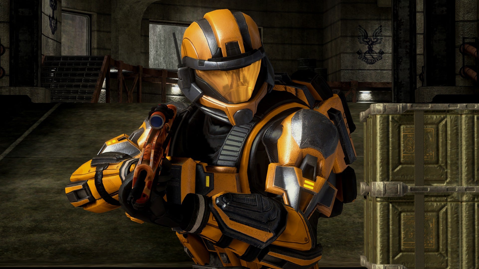 In the Halo 3 multiplayer map Rat's Nest, a Spartan-II, clad in the ODST armor/COMM variant, is wielding an BR55HB battle rifle, which is employing the Amber Raven skin introduced in Series 6: Raven from Halo: The Master Chief Collection.