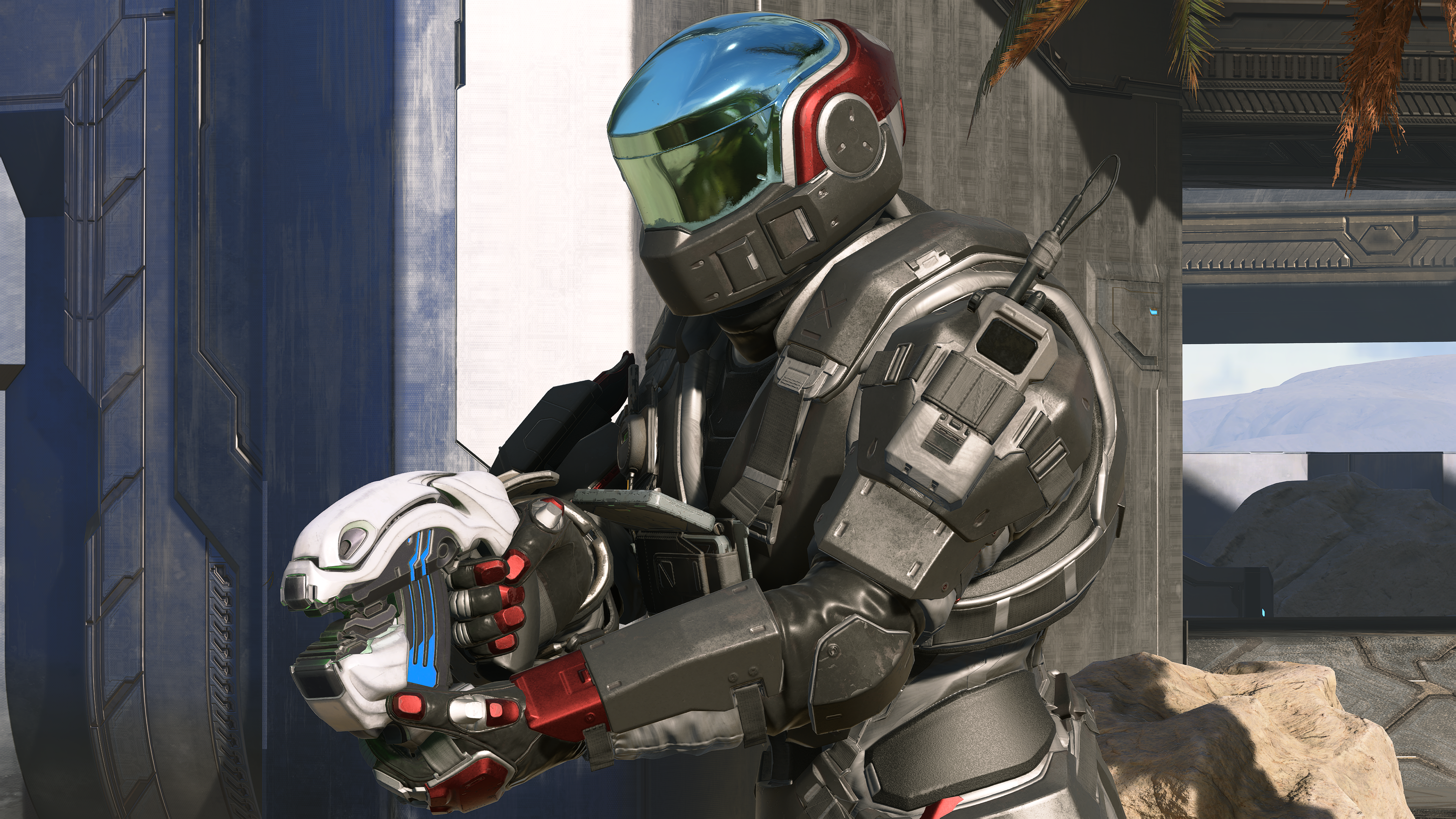 A Mirage-clad Spartan wielding an Unbound Plasma Pistol in Halo Infinite.