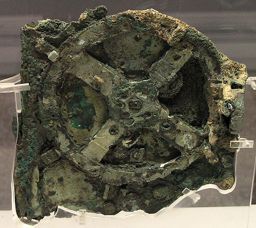 Image of the Antikythere Mechanism from the SOTA website.