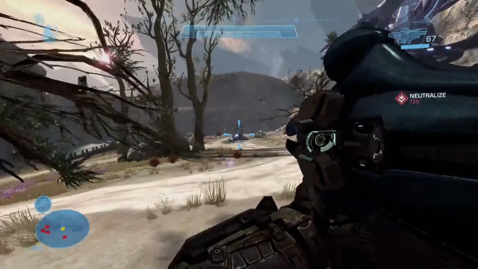 SPARTAN-B312 firing the Plasma launcher at a Zurdo-pattern Wraith in Halo: Reach.