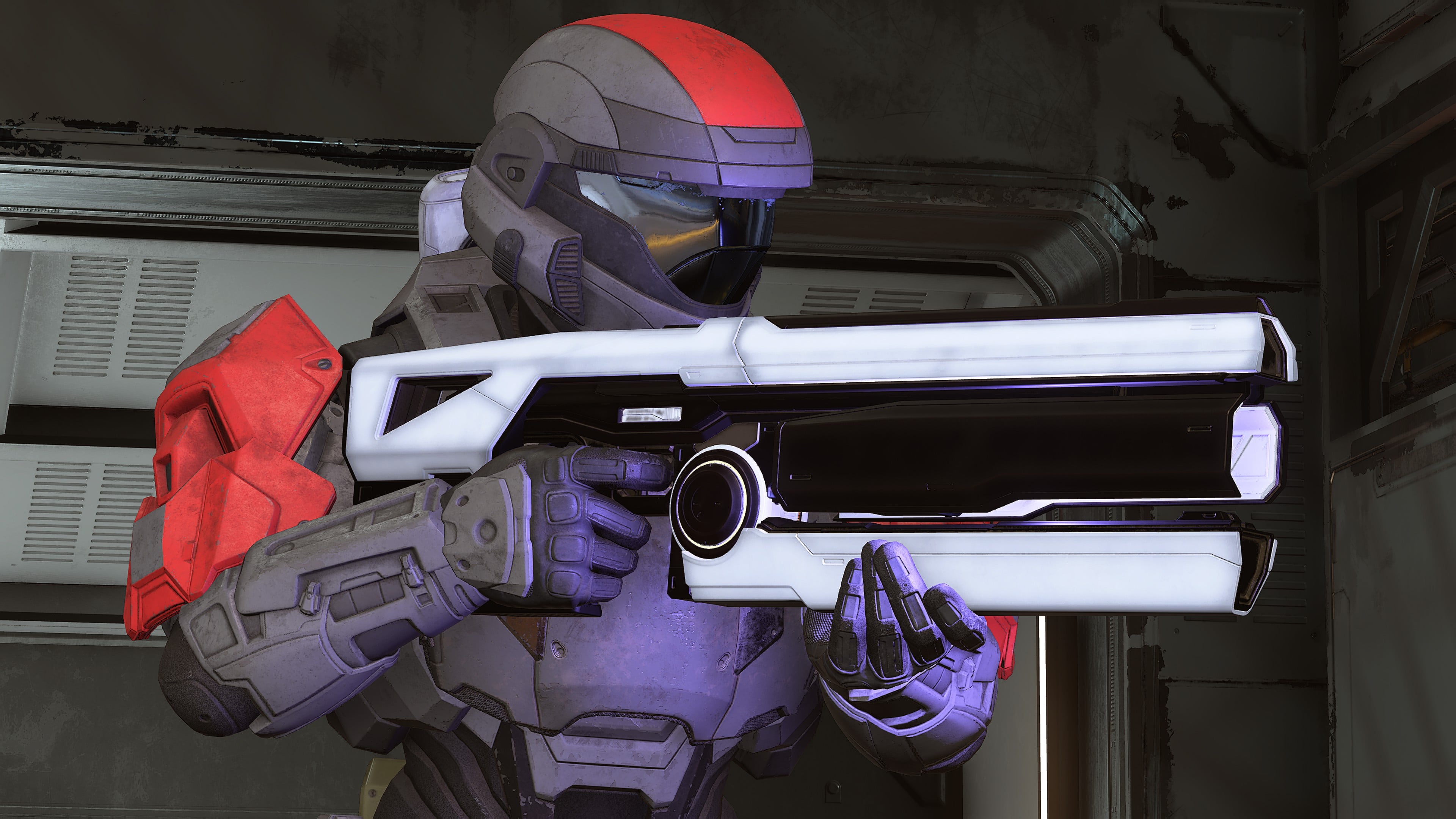 A ODST-clad Spartan with the Scatterbound Heatwave in Halo Infinite.