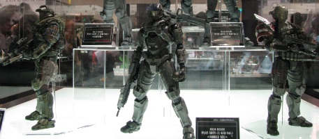 File:Square Enix Halo- Reach Volume 1-Comic Con 2010.jpg