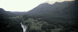 A mountainous valley on Circinius IV