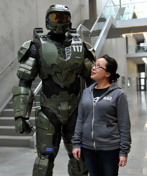 File:H4FUD-Production-MasterChief with BS Angel.jpg