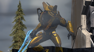 A Sangheili Warlord with  aMeluth'qelos-pattern energy sword activating his active camouflage on a custom Forge Firefight map Fragmentation in Halo Infinite..