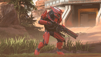 A Sangheili Enforcer with a Sicatt Workshop shock rifle in Halo Infinite.