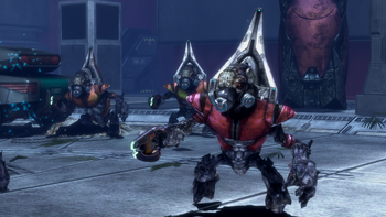 An Unggoy Major and two Unggoy Minors wielding the Eos'Mak-pattern plasma pistols during the Battle at Mombasa. From Halo 3: ODST campaign level Tayari Plaza.