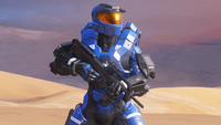 A Spartan-IV wearing the Mark V Delta helmet with the standard NOBLE body on the Halo 5: Guardians map Arid.