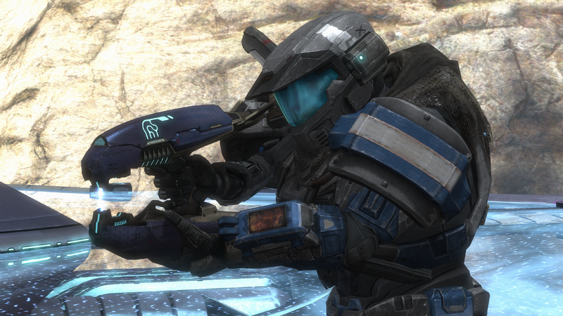 File:HTMCC HR PlasmaRifleThirdPerson Screenshot.png