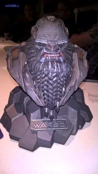 File:Halo Wars 2 Brute Statue 2.jpg