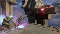 Stacker and Dubbo fighting aboard a gondola in Halo 2: Anniversary.