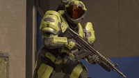 A Spartan in the GEN1 Mark V Security helmet and SAP/SEC shoulders in Halo Infinite.