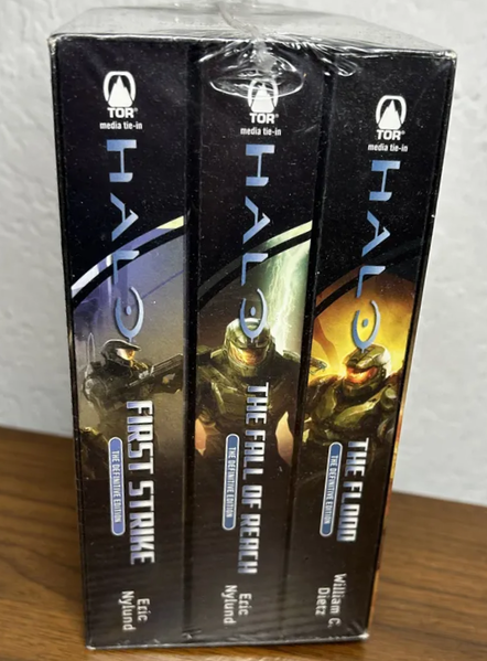 File:TOR Boxed Set.png