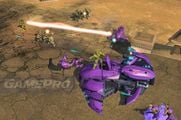 A Spartan hijacking a T-25 Wraith in Halo Wars.